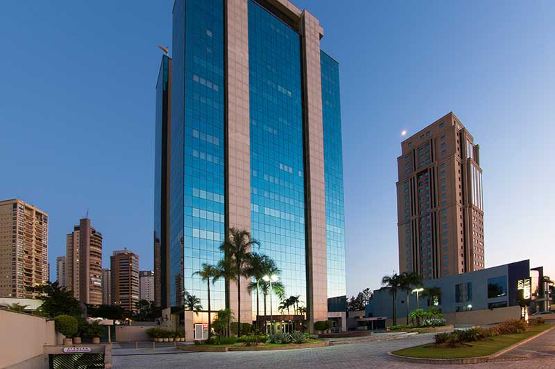 Fachada do Edifício New Century, onde fica o consultório na Avenida Presidente Vargas